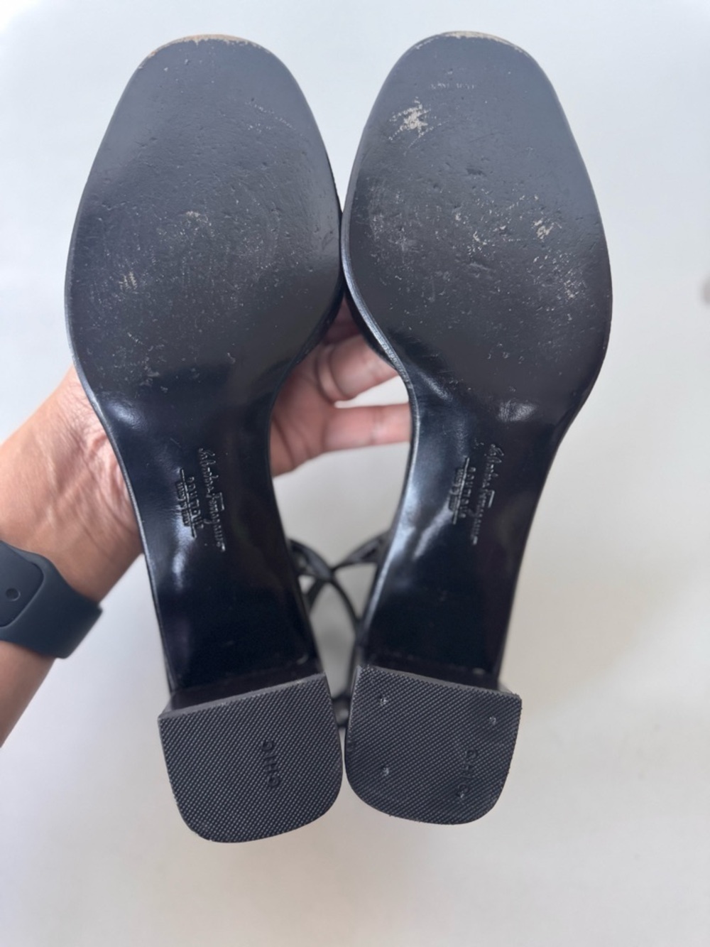 Salvatore Ferragamo Boutique Black Patent Leather Bow Slingback Sandals 8.5 AA - Picture 8 of 14